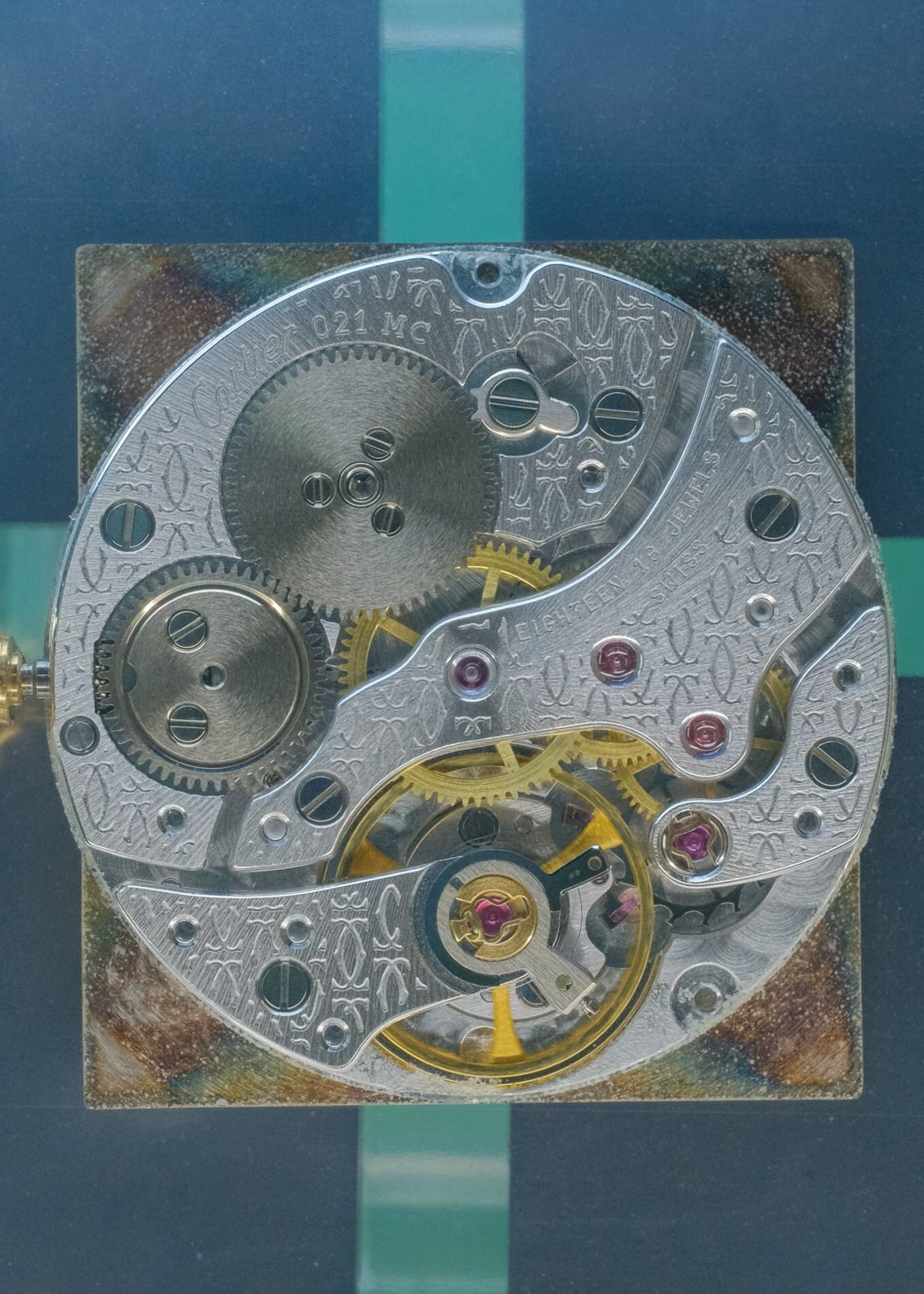 Cartier タンク ルイ カルティエ LM YG CPCP 1600B 箱付き Watch CARTIER