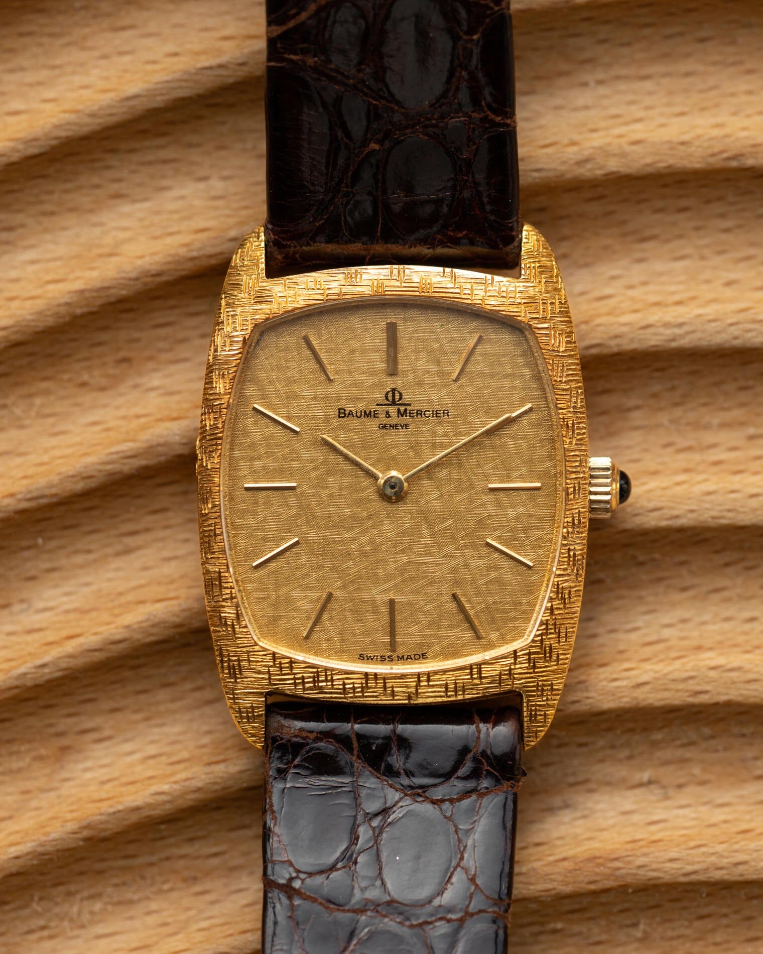 ボーム&メルシエ トノー 37056 YG シャンパン絹目ダイアル Watch BAUME&MERCIER