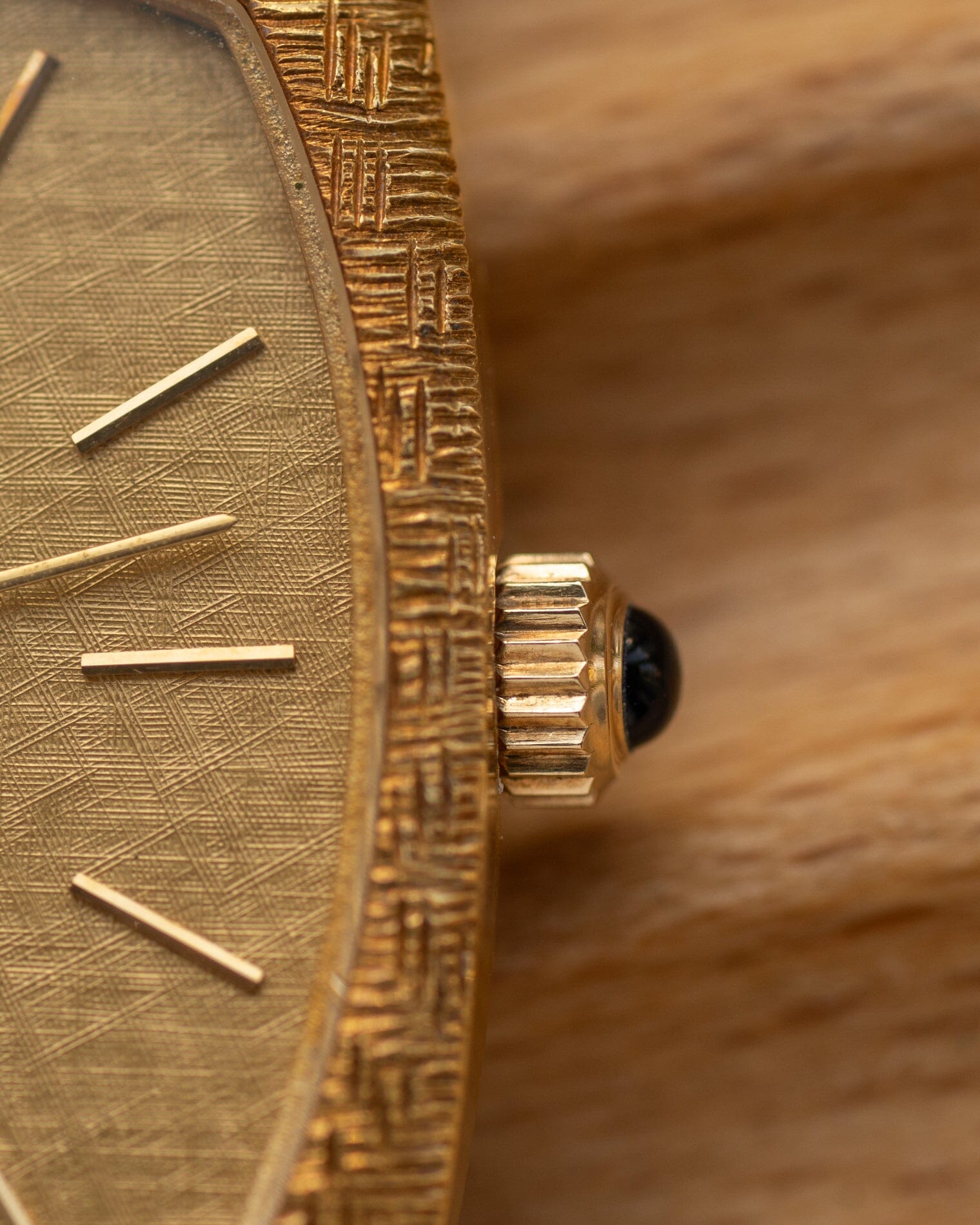 ボーム&メルシエ トノー 37056 YG シャンパン絹目ダイアル Watch BAUME&MERCIER