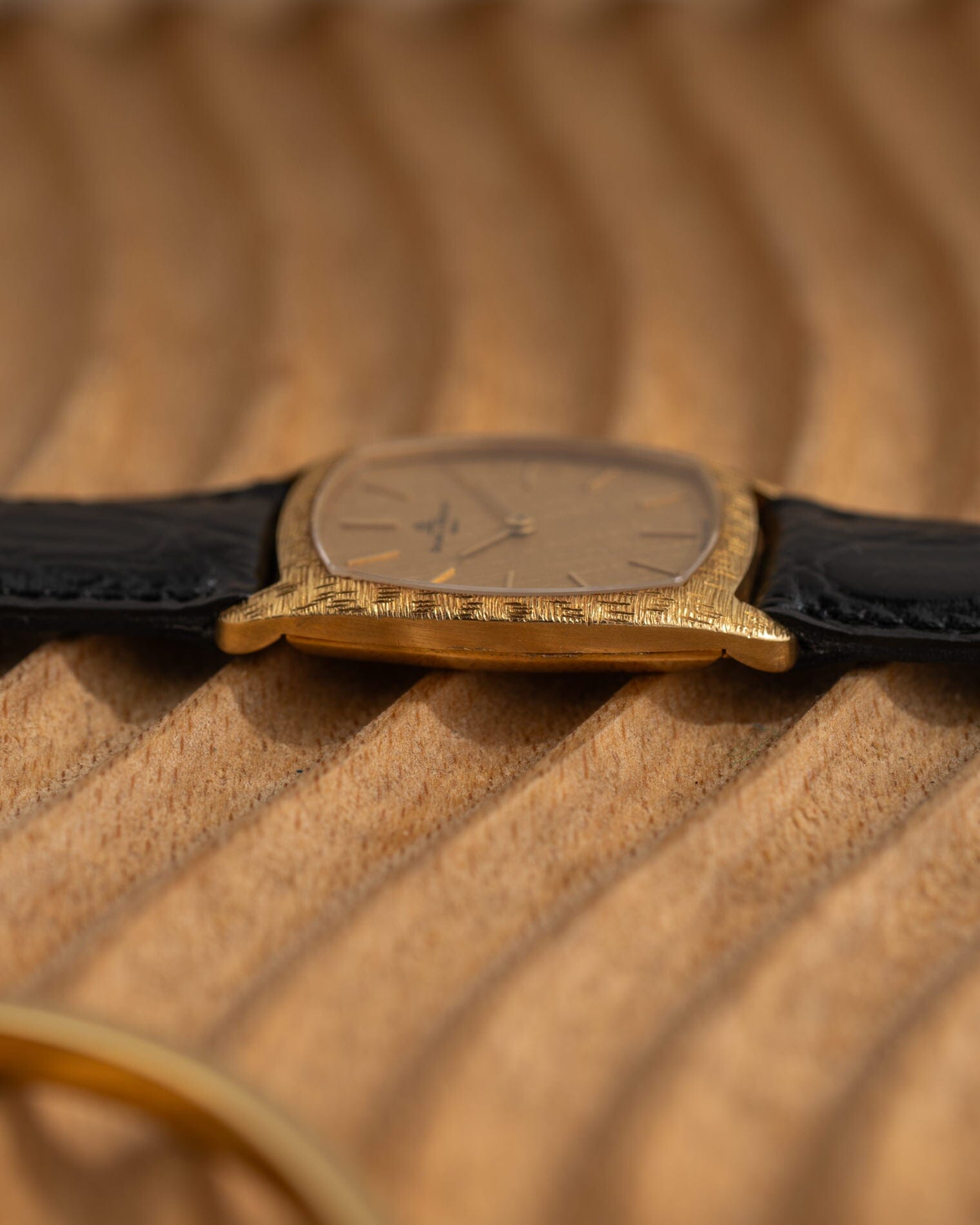 ボーム&メルシエ トノー 37056 YG シャンパン絹目ダイアル Watch BAUME&MERCIER