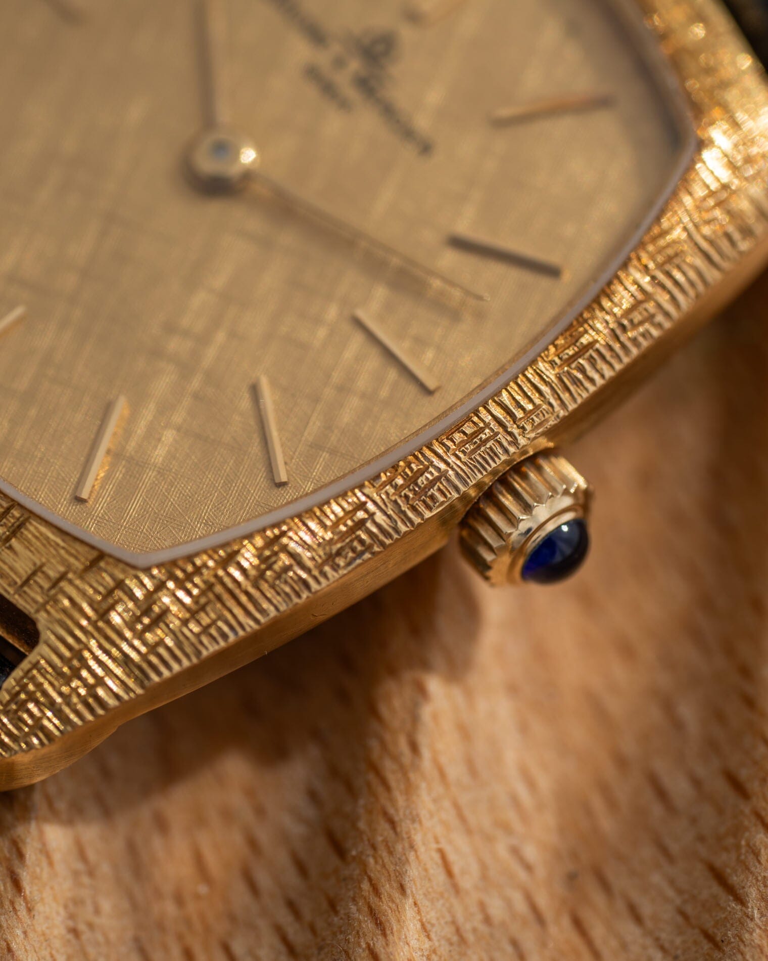 ボーム&メルシエ トノー 37056 YG シャンパン絹目ダイアル Watch BAUME&MERCIER