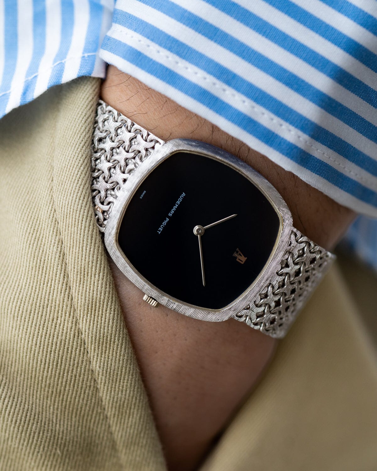 オーデマ ピゲ トノー WG ブラックダイアル Watch AUDEMARS PIGUET