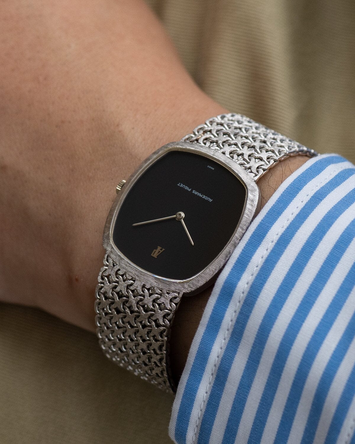 オーデマ ピゲ トノー WG ブラックダイアル Watch AUDEMARS PIGUET