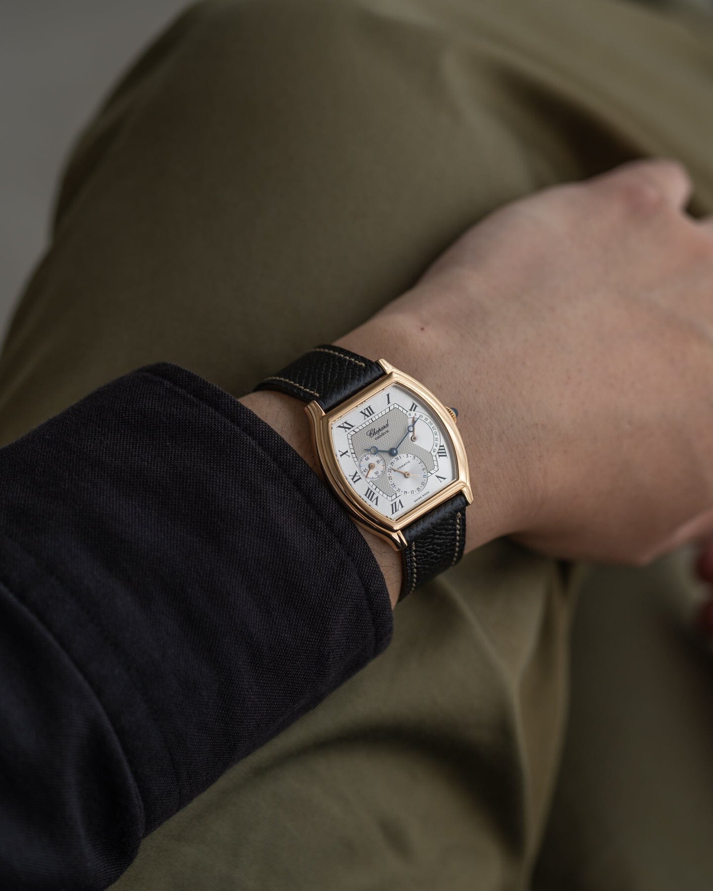 Chopard クラシック 2248 トノー RG パワーリザーブ Watch CHOPARD