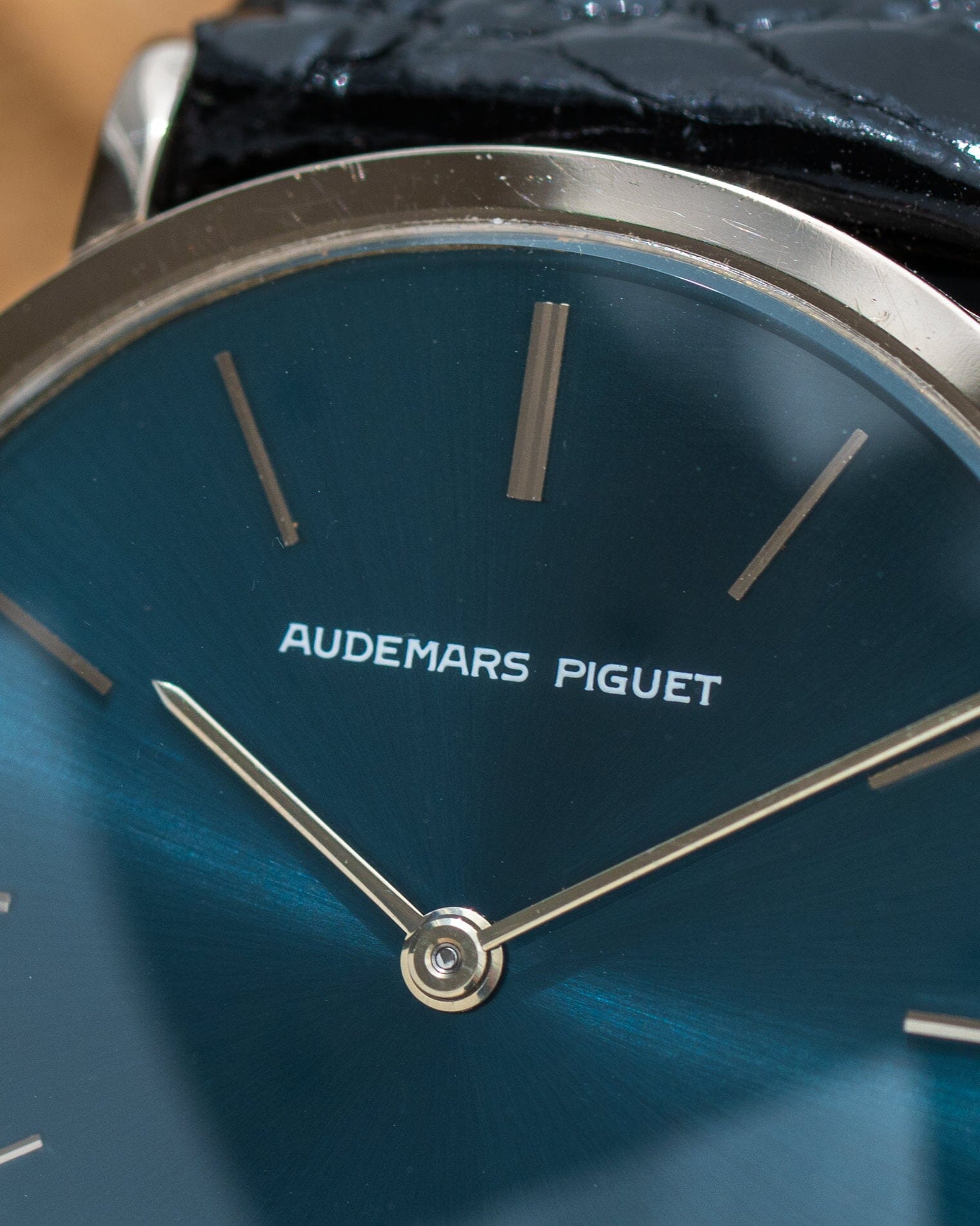 Audemars Piguet ラウンド WG ネイビーブルーダイアル Watch AUDEMARS PIGUET