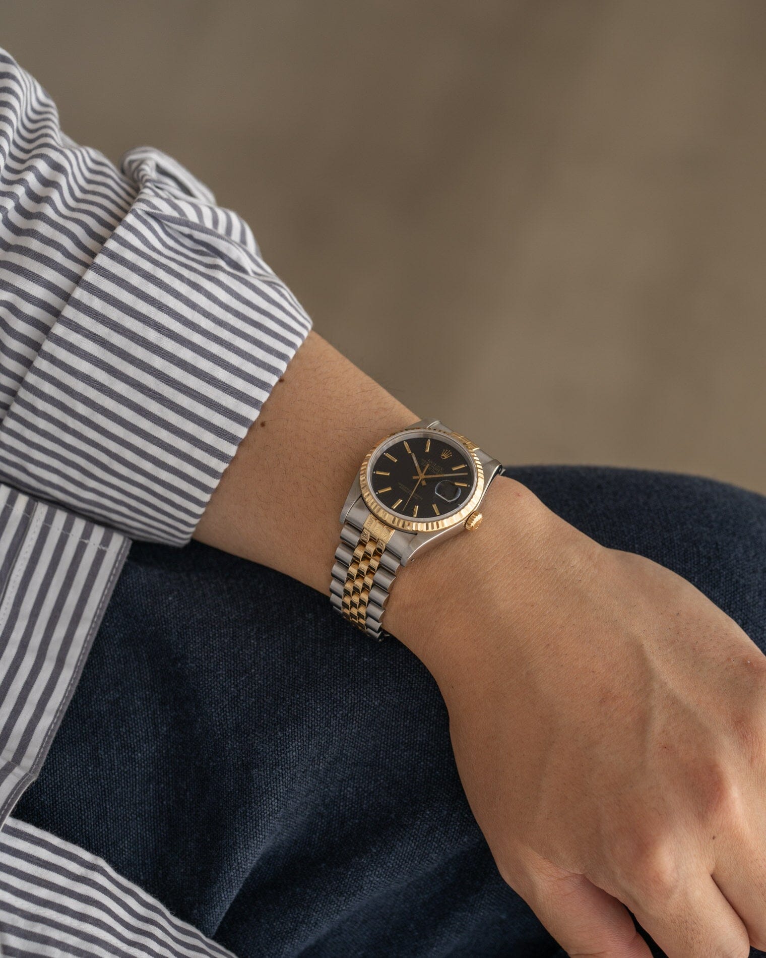 Rolex デイトジャスト 16233 ブラックタペストリーダイアル Watch ROLEX