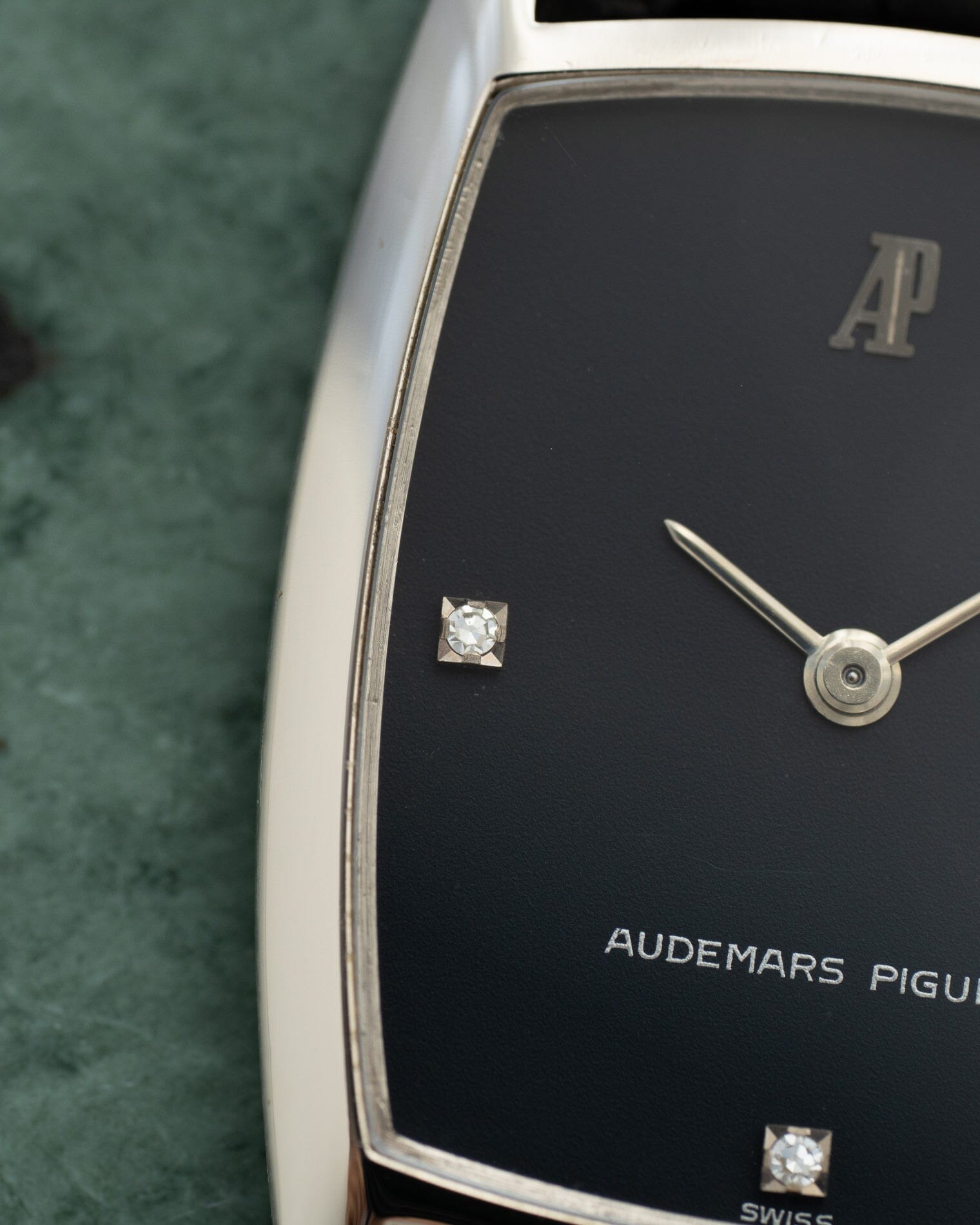 Audemars Piguet トノー WG ブラックダイヤモンドダイアル Watch AUDEMARS PIGUET