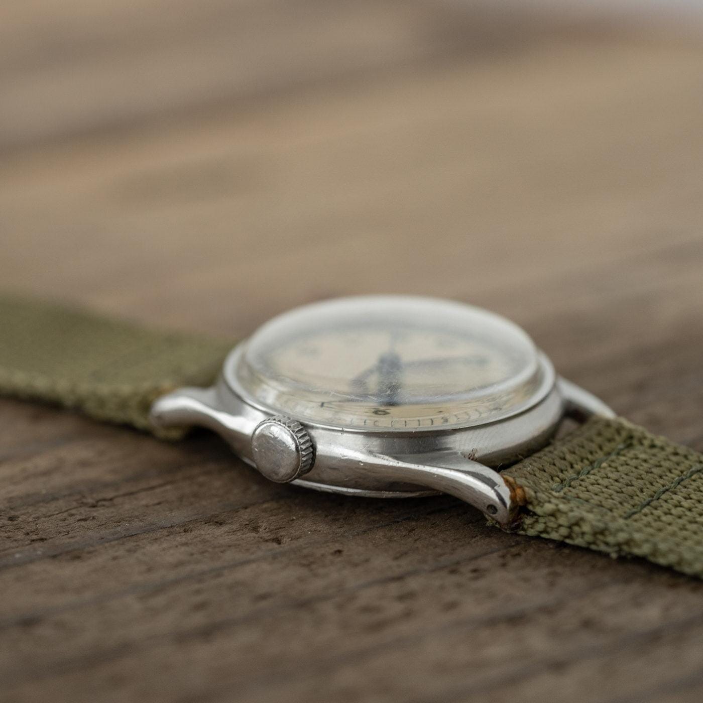 RACINE (GALLET) Military-Style Round 1940s - Arbitro