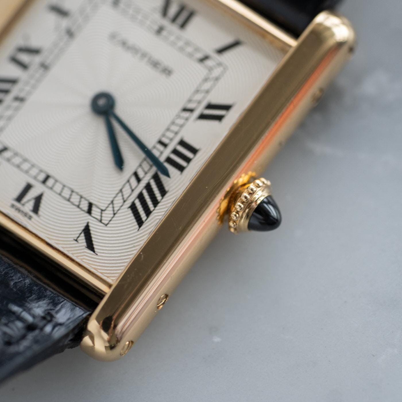 CARTIER Tank Louis Cartier LM 18K YG - Arbitro