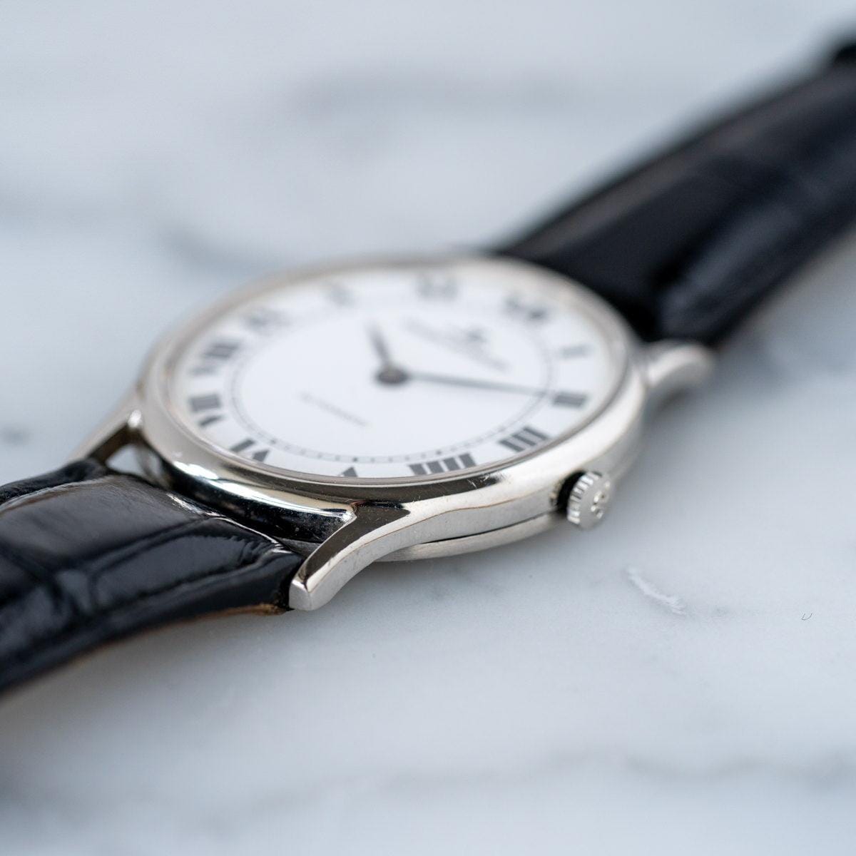 Jaeger-LeCoultre Oval Roman Dial 1970s - Arbitro