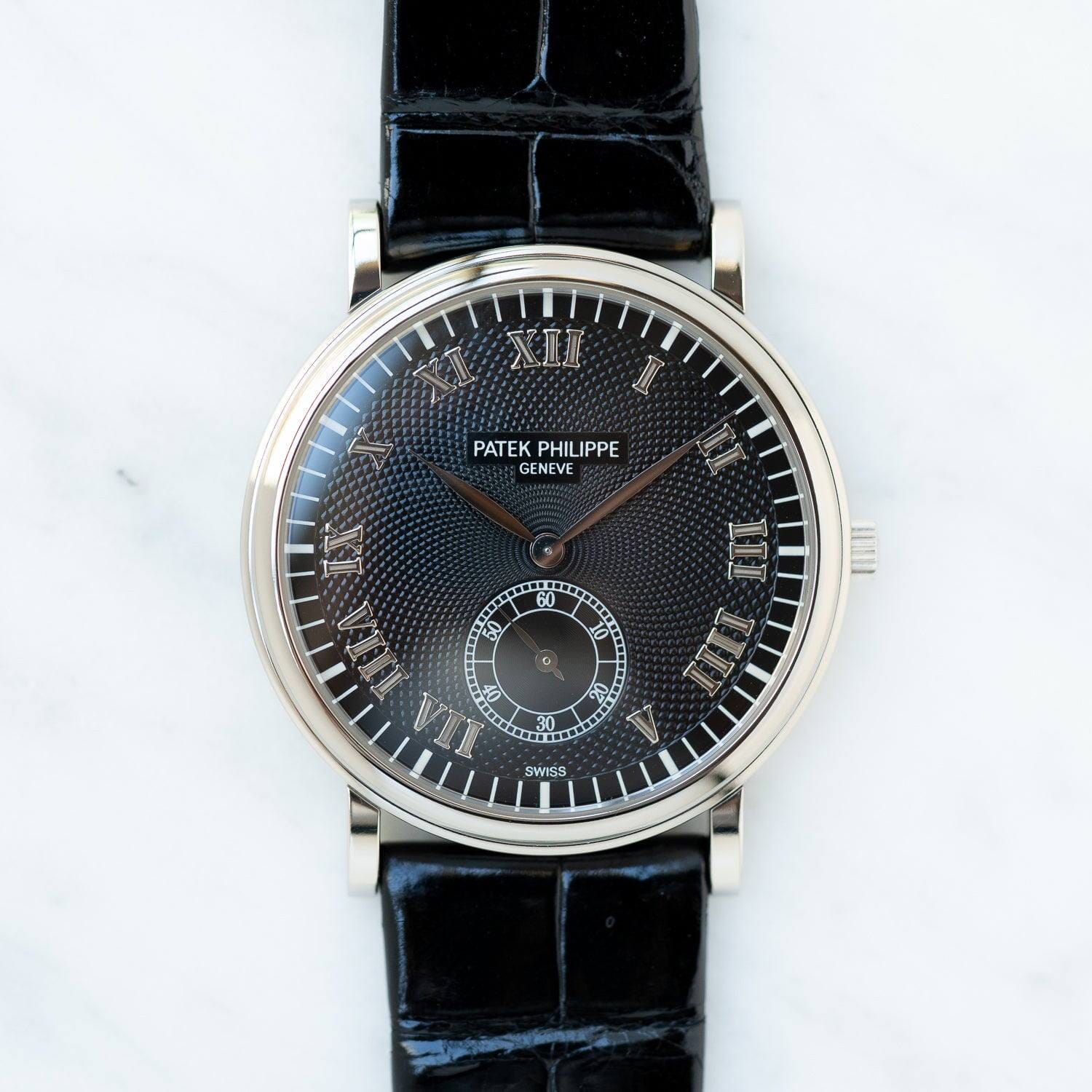 PATEK PHILIPPE Calatrava 5022 WG Black Guilloche Dial Box and Paper - Arbitro
