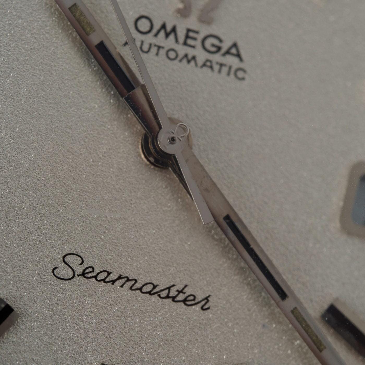 OMEGA Seamaster Satin Dial 166.067 - Arbitro