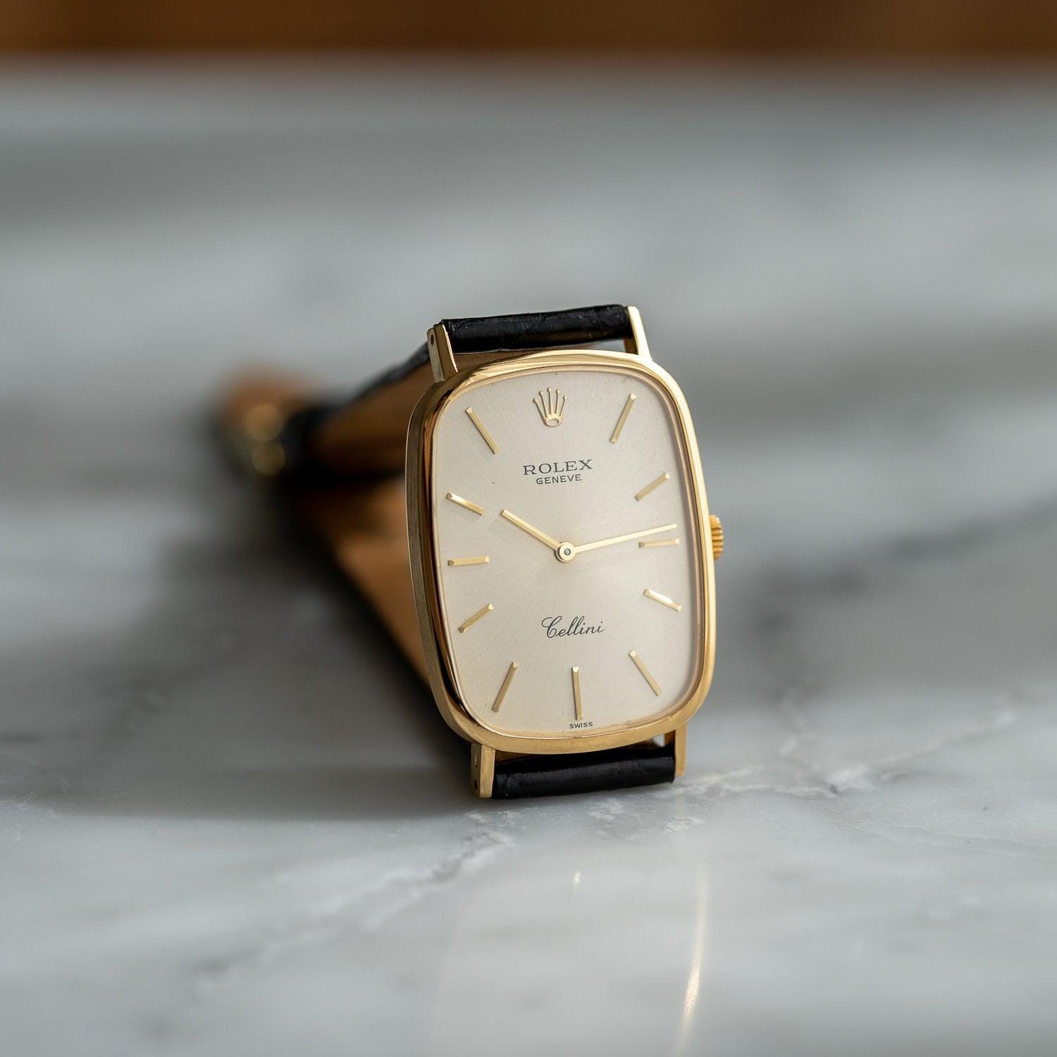 ROLEX Cellini 4113 Rectangle YG Silver Dial - Arbitro